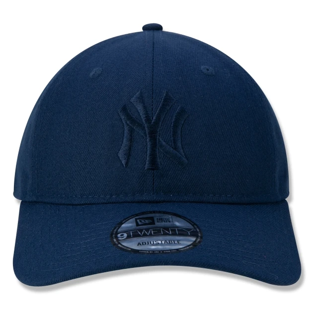 Boné 9TWENTY Strapback Aba Curva MLB New York Yankees Soccer Style