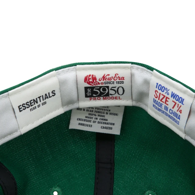 Boné 59FIFTY Fitted Essentials Fear Of God Aba Reta Verde Branco