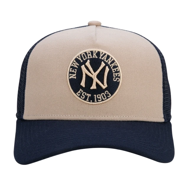 Boné 9FORTY A-Frame Trucker Snapback Aba Curva New York Yankees Core Felt