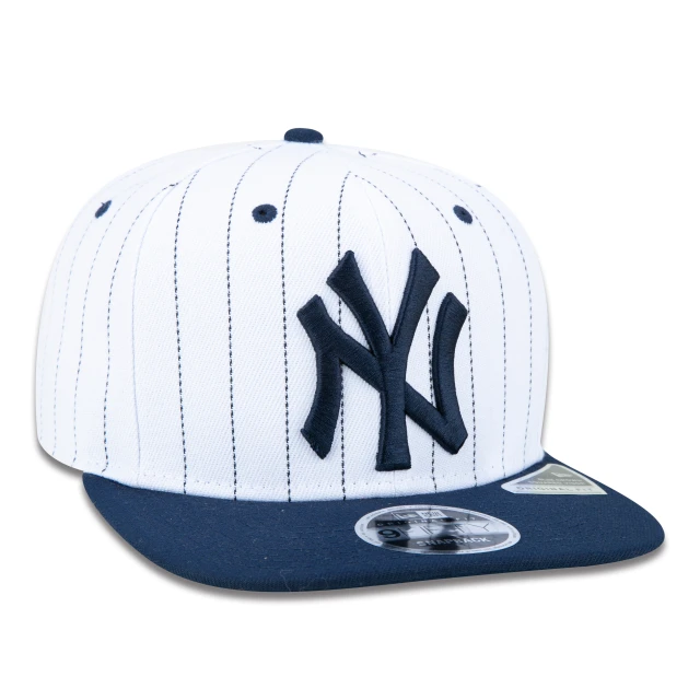 Boné 9FIFTY Original Fit Snapback MLB New York Yankees Core Aba Reta Branco