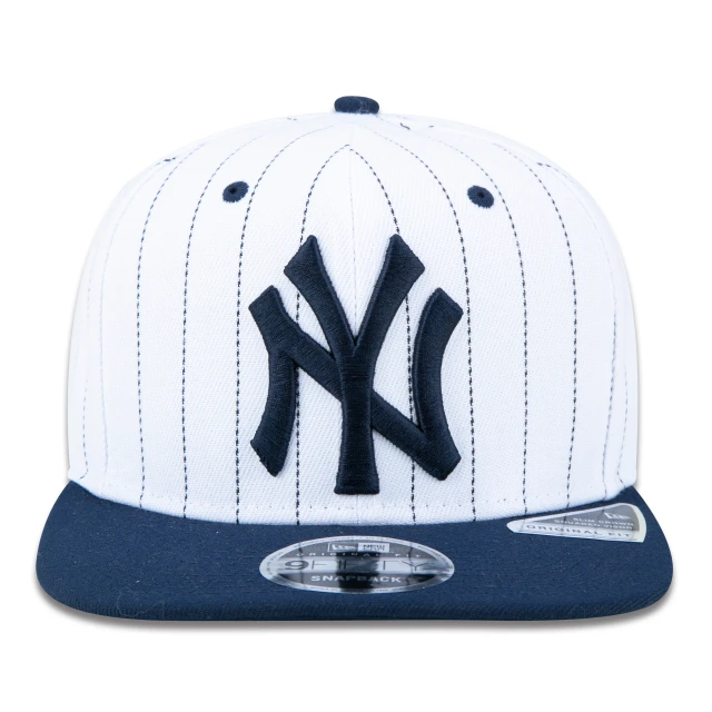 Boné 9FIFTY Original Fit Snapback MLB New York Yankees Core Aba Reta Branco