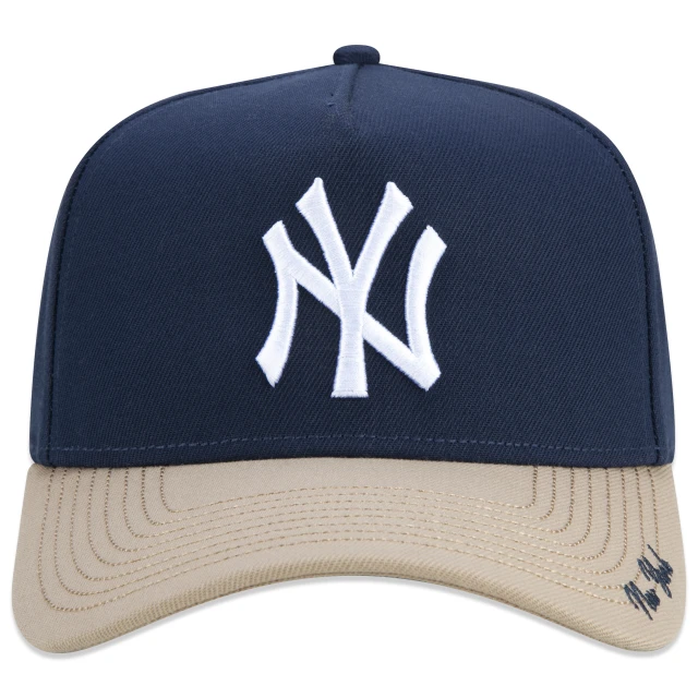 Boné 9FORTY A-Frame Snapback MLB New York Yankees Vacation Aba Curva Azul Marinho