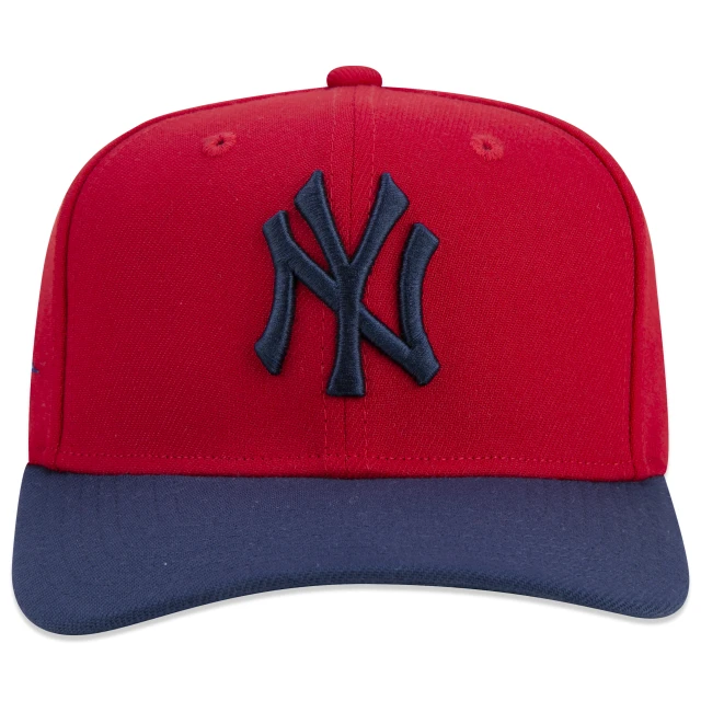 Boné 9FIFTY Stretch Snap Snapback MLB New York Yankees Vintage Aba Curva Vermelho
