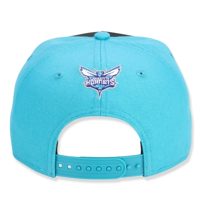 Boné 9FORTY A-Frame Snapback Aba Curva Charlotte Hornets Double