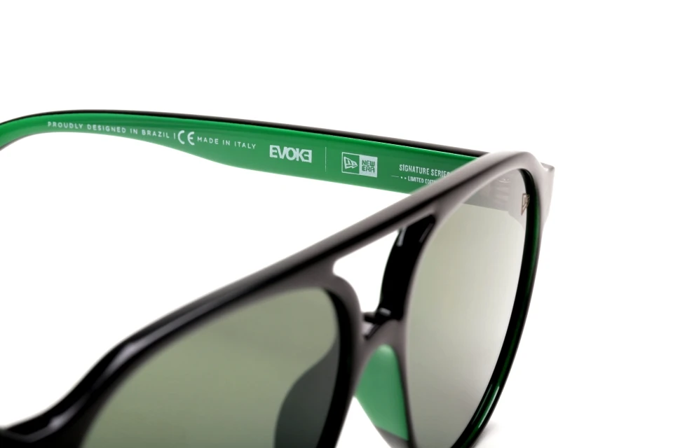 Óculos Escuros Evk25 Colaboração Evoke 100 Anos New Era