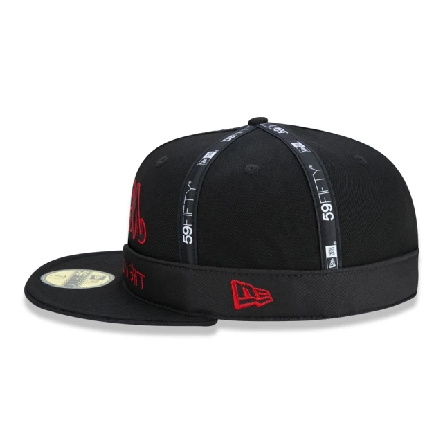 Boné 59FIFTY Stranger Things Netflix Fechado Aba Reta Preto