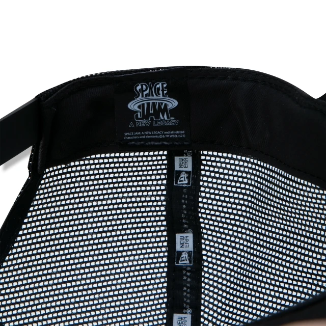 Boné 9FORTY Trucker A-Frame Logo Space Jam Tune Squad Branco Aba Curva