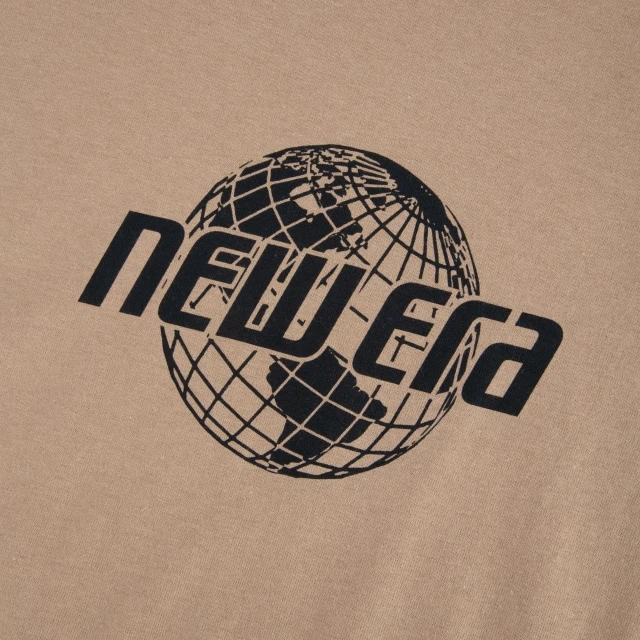 Camiseta Regular Manga Curta Survivor World