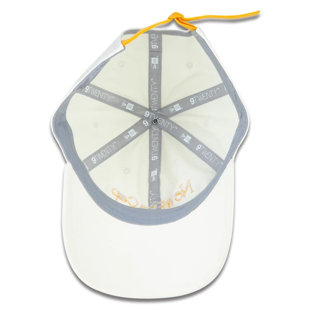 Boné 9TWENTY Strapback Classic Aba Curva Off White