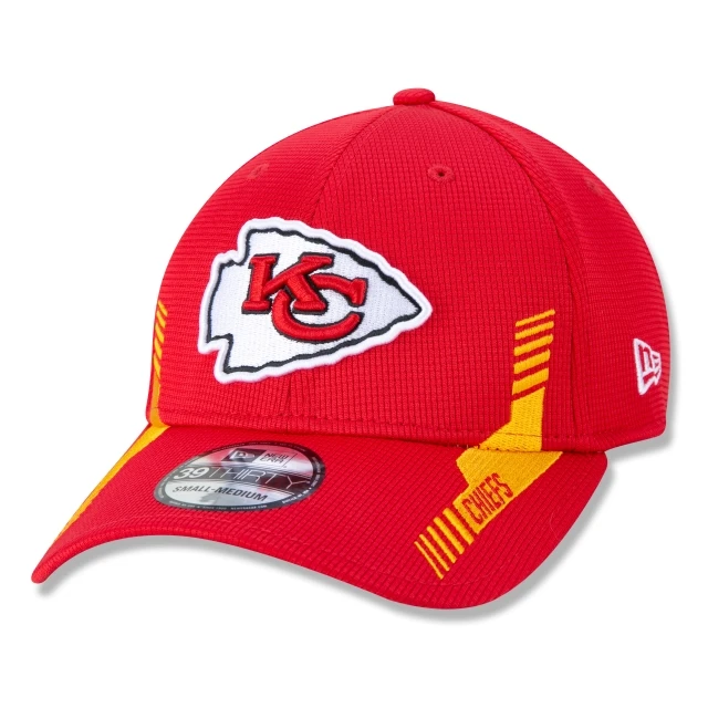 Boné 39THIRTY Kansas City Chiefs Sideline Cold Weather Aba Curva Vermelho