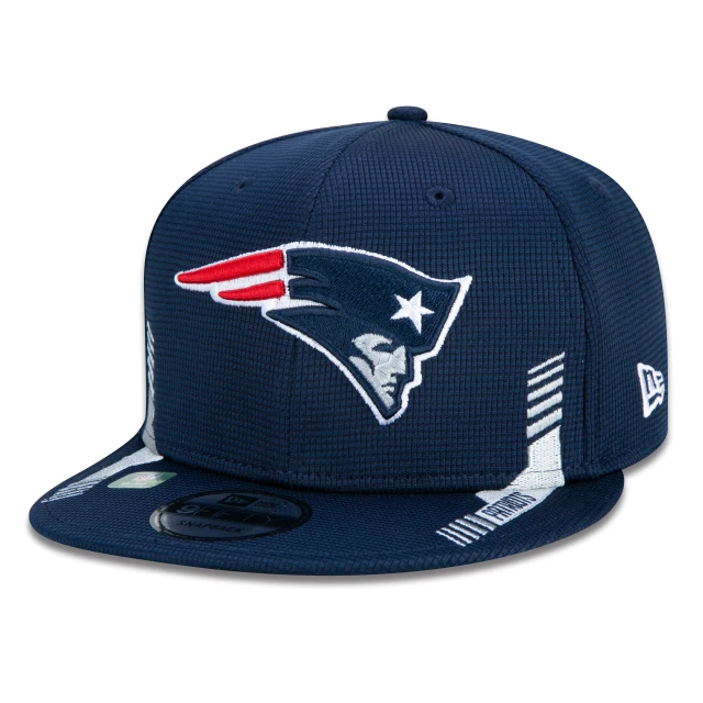 Boné 9FIFTY New England Patriots Sideline Cold Weather Aba Reta Azul