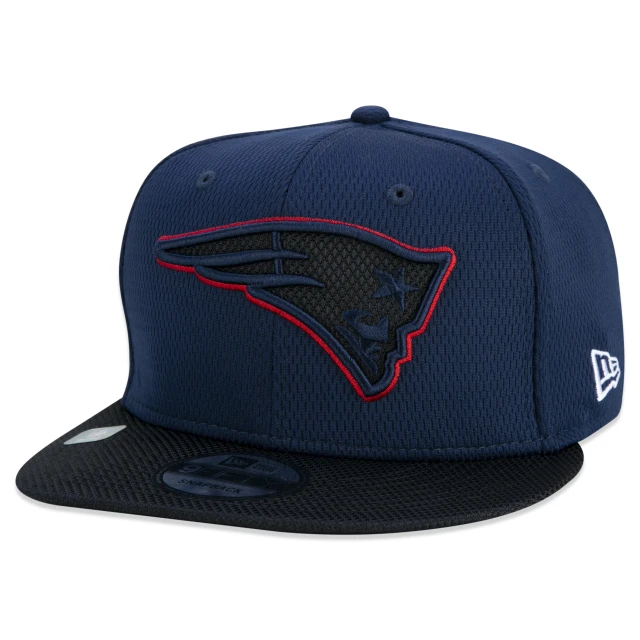 Boné 9FIFTY New England Patriots Sideline Cold Weather Aba Reta Azul