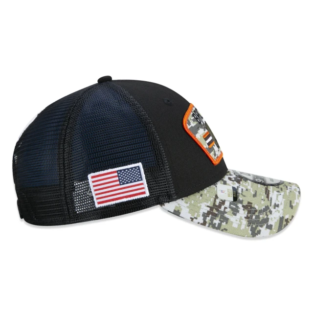 Boné 9FORTY Trucker Cleveland Browns Salute To Service NFL Snapback Aba Curva Preto