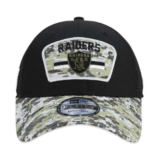Boné 9FORTY Trucker Las Vegas Raiders Salute To Service NFL Snapback Aba Curva Preto