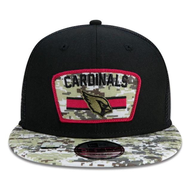 Boné 9FIFTY Trucker Arizona Cardinals Salute To Service NFL Snapback Aba Reta Preto