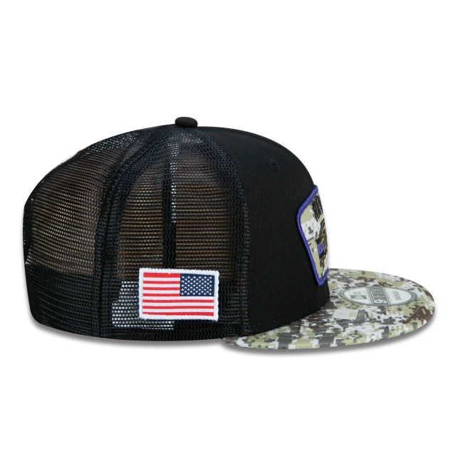 Boné 9FIFTY Trucker Baltimore Ravens Salute To Service NFL Snapback Aba Reta Preto