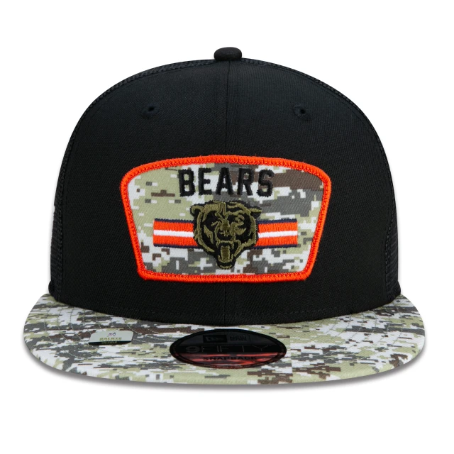 Boné 9FIFTY Trucker Chicago Bears Salute To Service NFL Snapback Aba Reta Preto