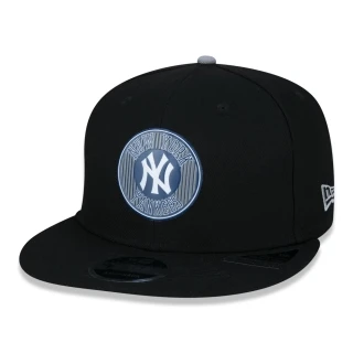 Boné 59FIFTY MLB New York Yankees College Fechado Aba Reta Preto