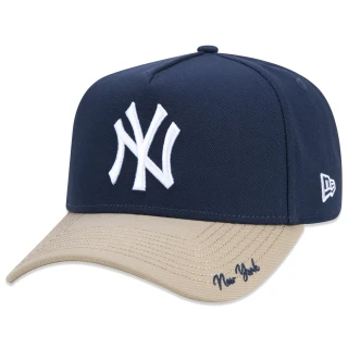 Boné 9FORTY A-Frame Snapback MLB New York Yankees Vacation Aba Curva Azul Marinho