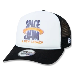 Boné 9FORTY Trucker A-Frame Logo Space Jam Tune Squad Branco Aba Curva