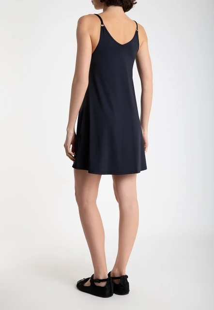 VESTIDO FEMININO LISO KOLAKA LYGIA E NANNY