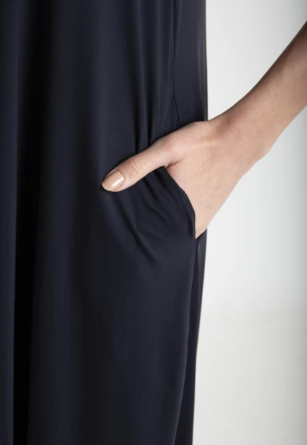 VESTIDO FEMININO LISO MANATI LYGIA E NANNY